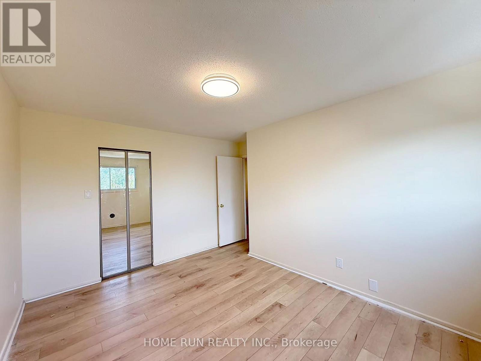 3427 Southgate Road, Ottawa, Ontario  K1V 7Y5 - Photo 10 - X12387383