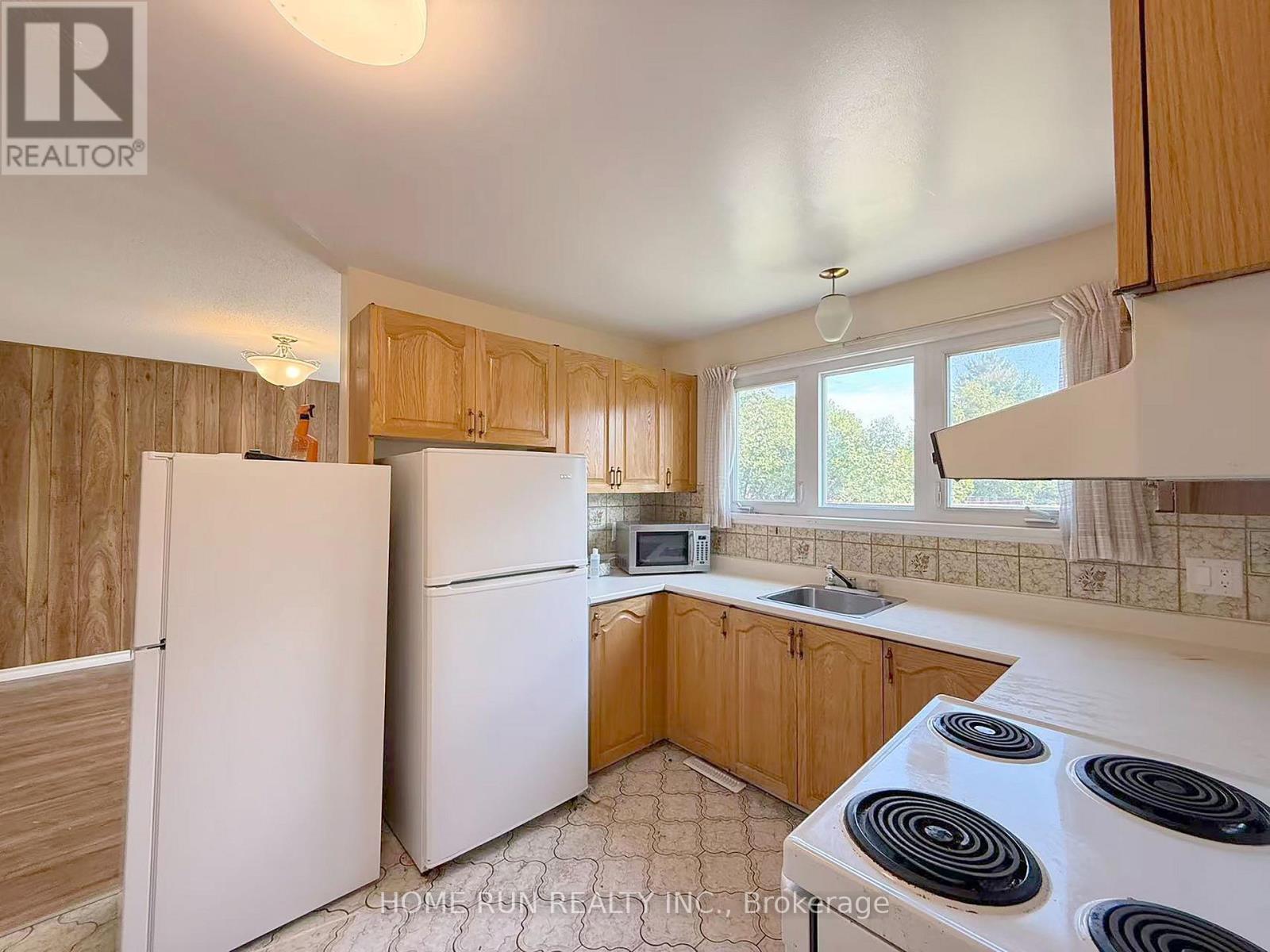 3427 Southgate Road, Ottawa, Ontario  K1V 7Y5 - Photo 7 - X12387383