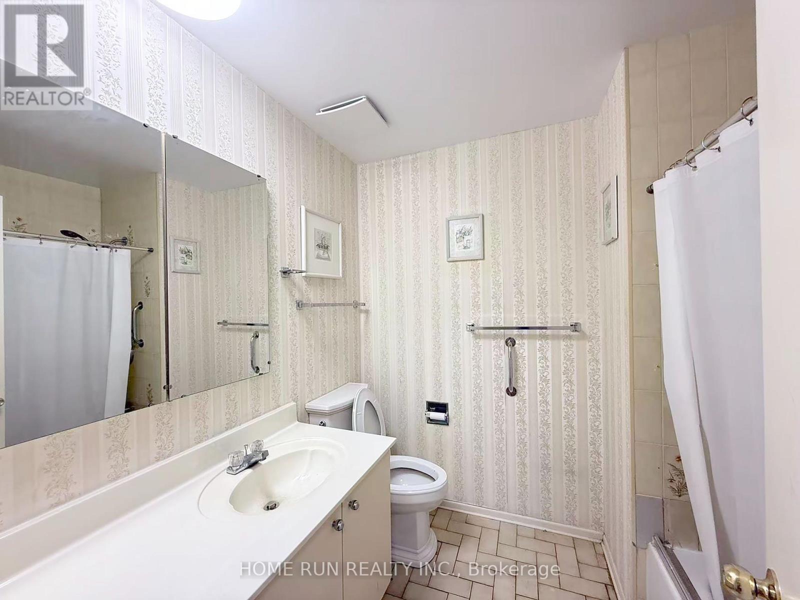 3427 Southgate Road, Ottawa, Ontario  K1V 7Y5 - Photo 9 - X12387383
