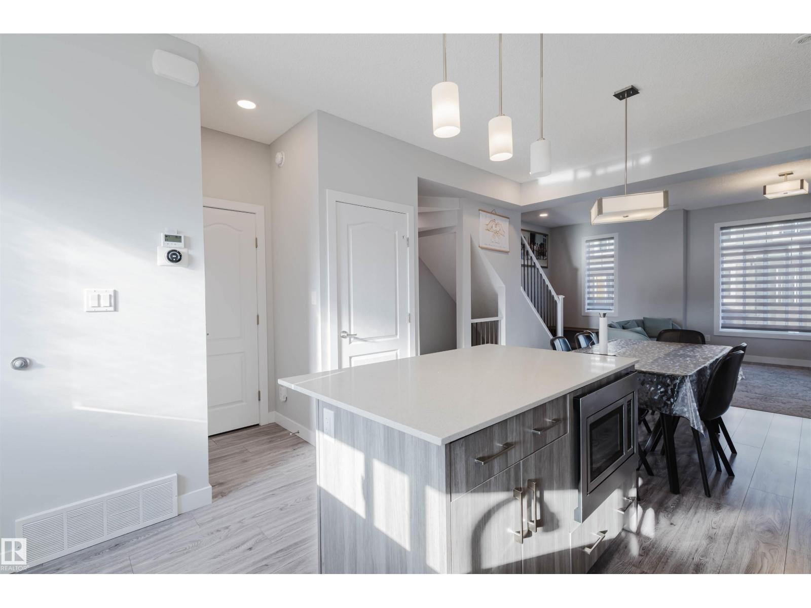 #41 2215 24 St Nw, Edmonton, Alberta  T6T 1A6 - Photo 5 - E4456668