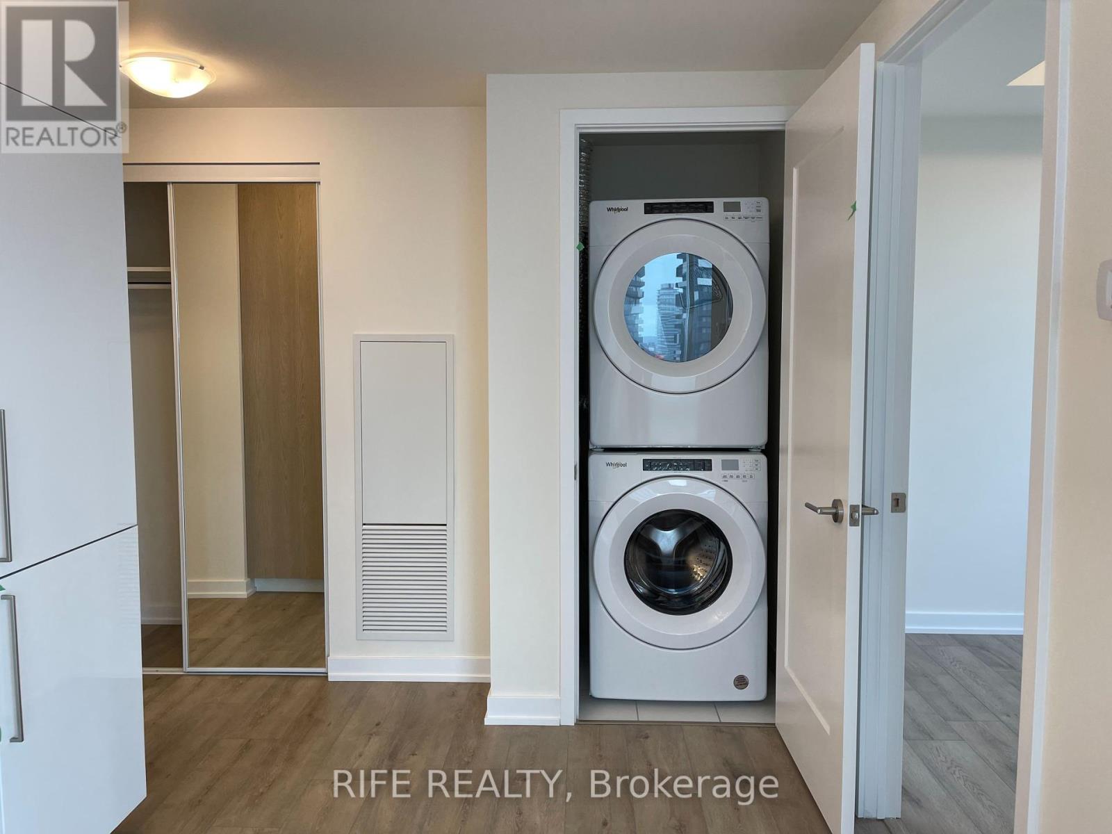 1707 - 28 Freeland Street, Toronto, Ontario  M5E 1E5 - Photo 10 - C12387389