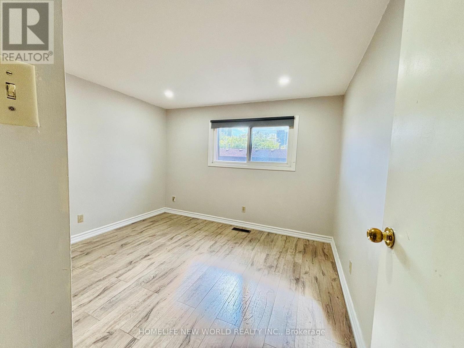 206 - 275 Broadview Avenue, Toronto (South Riverdale), Ontario  M4M 3H5 - Photo 10 - E12387399