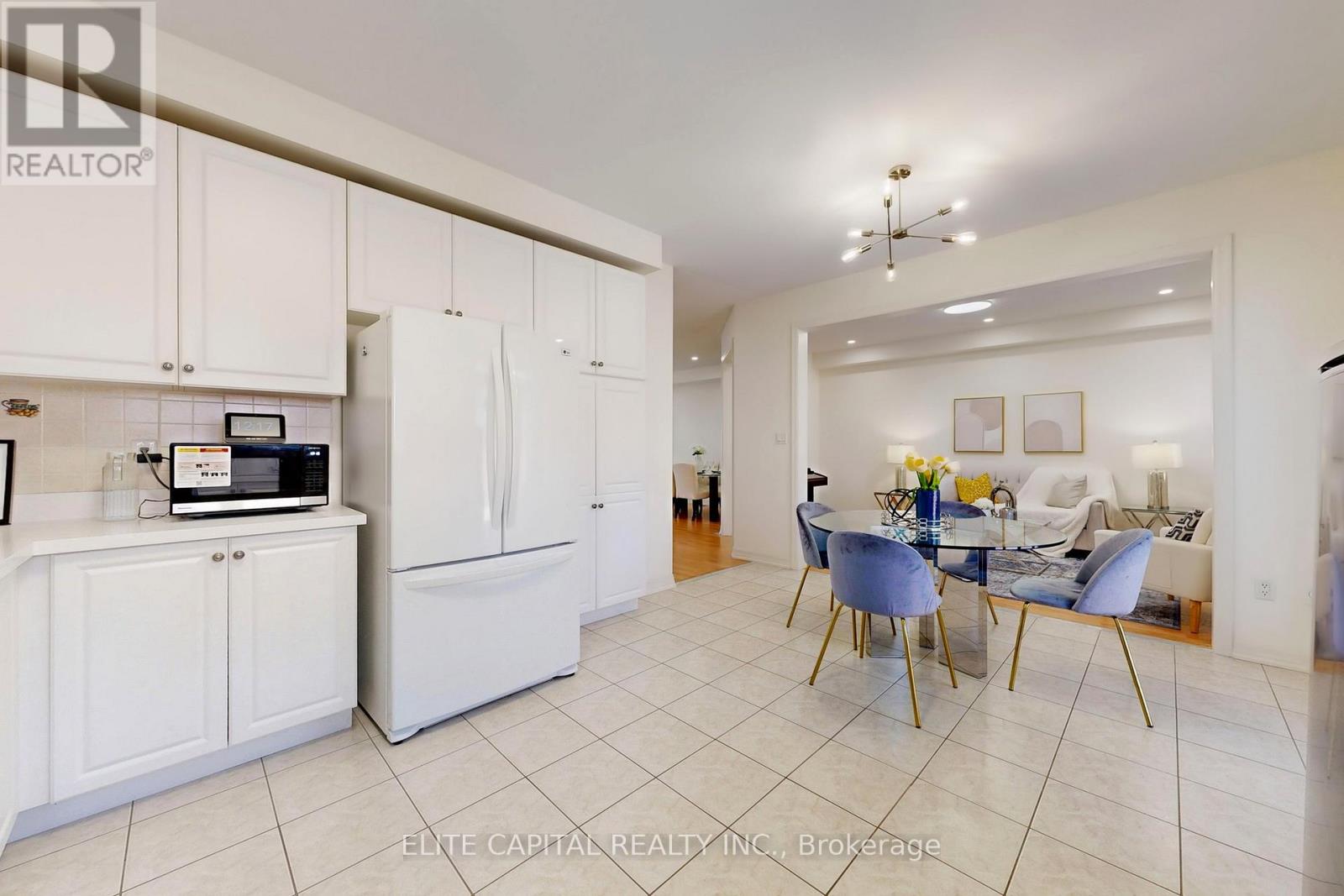 10 Ken Wagg Crescent, Whitchurch-Stouffville, Ontario  L4A 0J8 - Photo 16 - N12384889