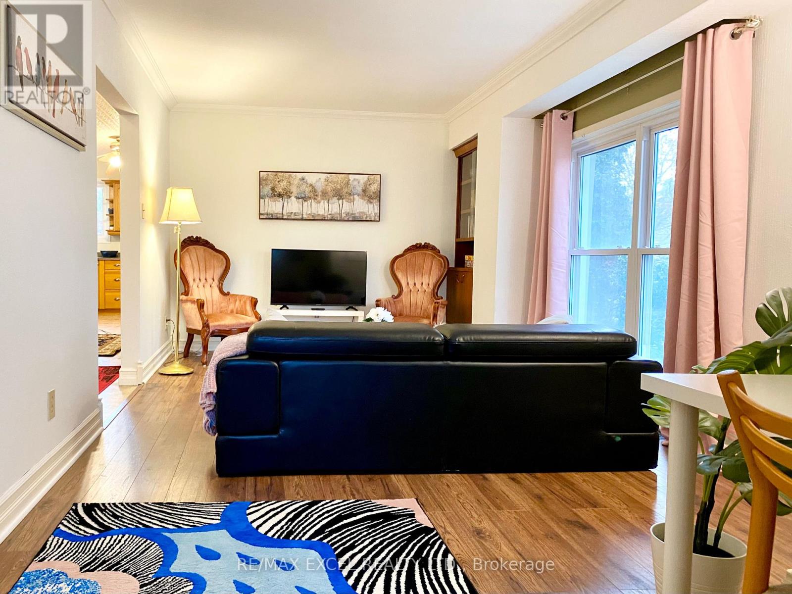 316 Eagle Street, Newmarket, Ontario  L3Y 1K1 - Photo 13 - N12387375