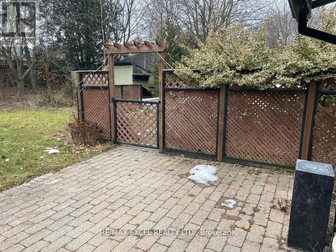 316 Eagle Street, Newmarket, Ontario  L3Y 1K1 - Photo 32 - N12387375