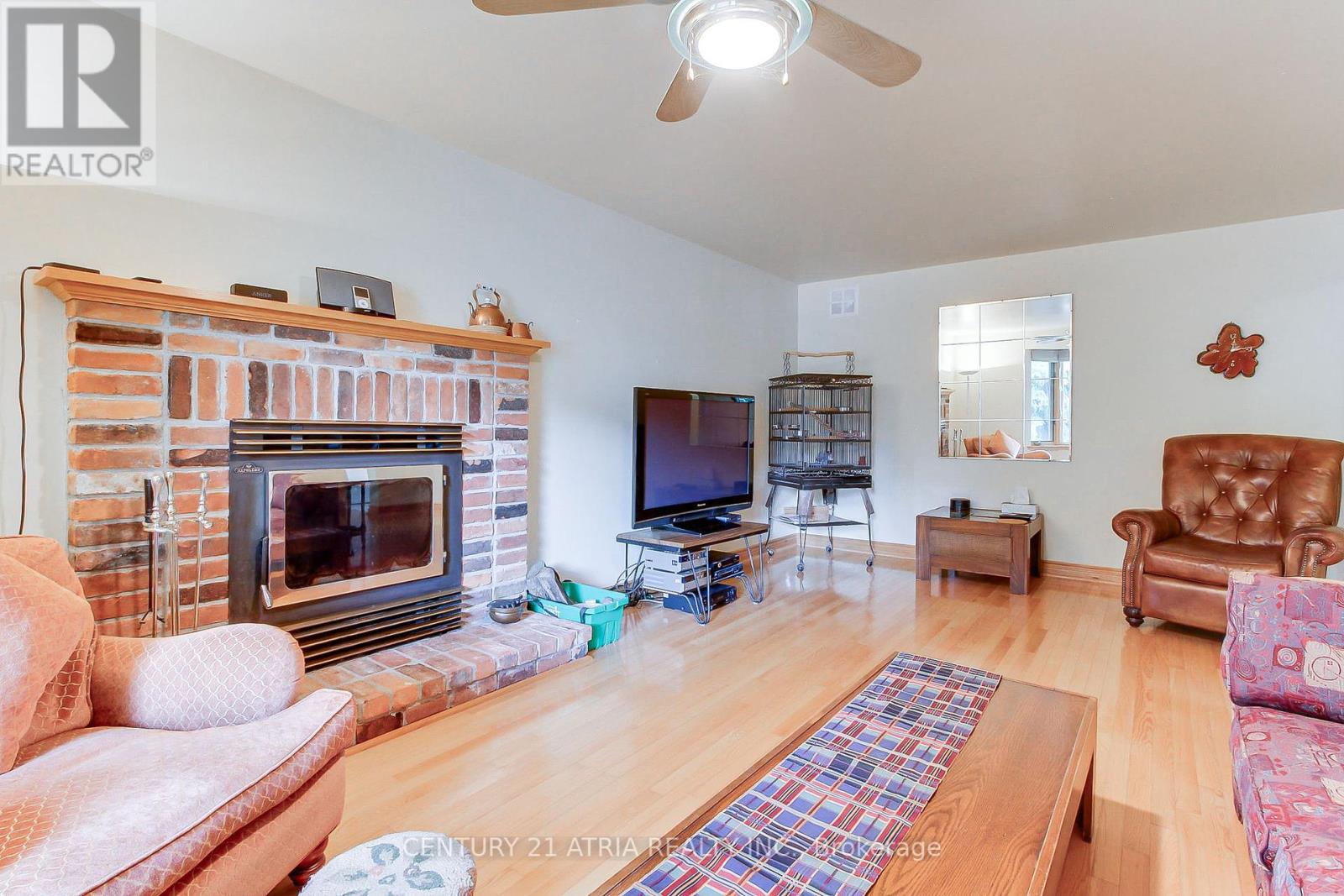 6 Penny Place, Richmond Hill, Ontario  L4E 2W4 - Photo 10 - N12387403