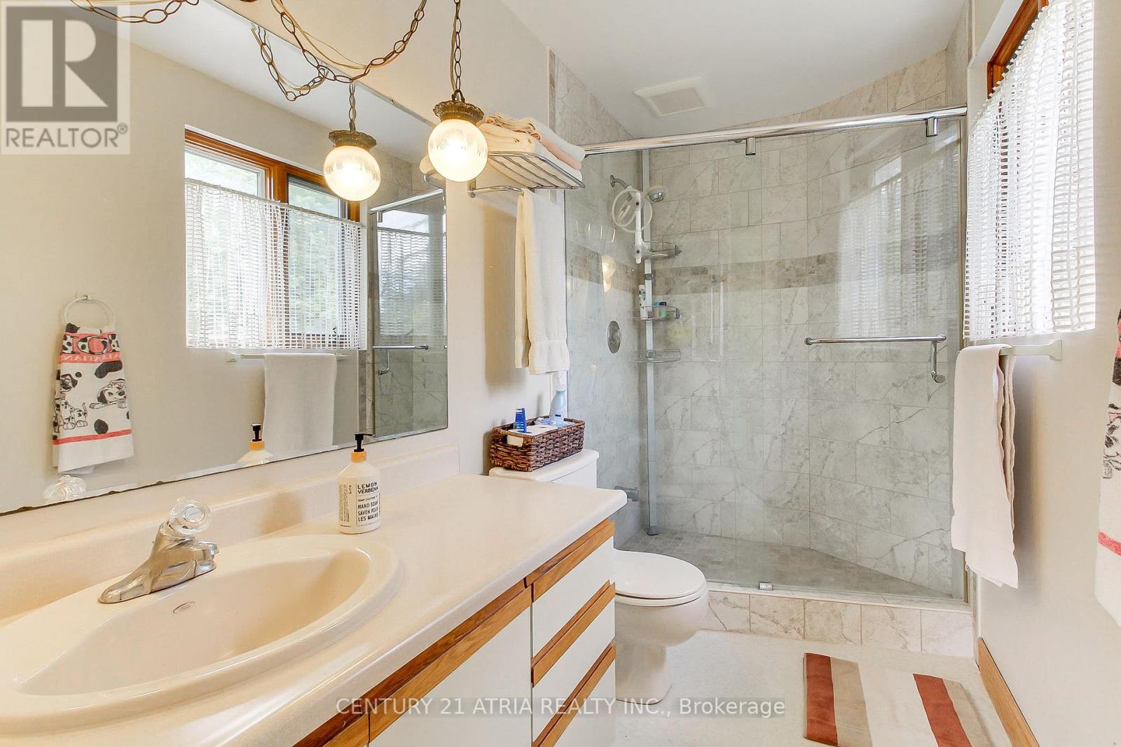 6 Penny Place, Richmond Hill, Ontario  L4E 2W4 - Photo 27 - N12387403