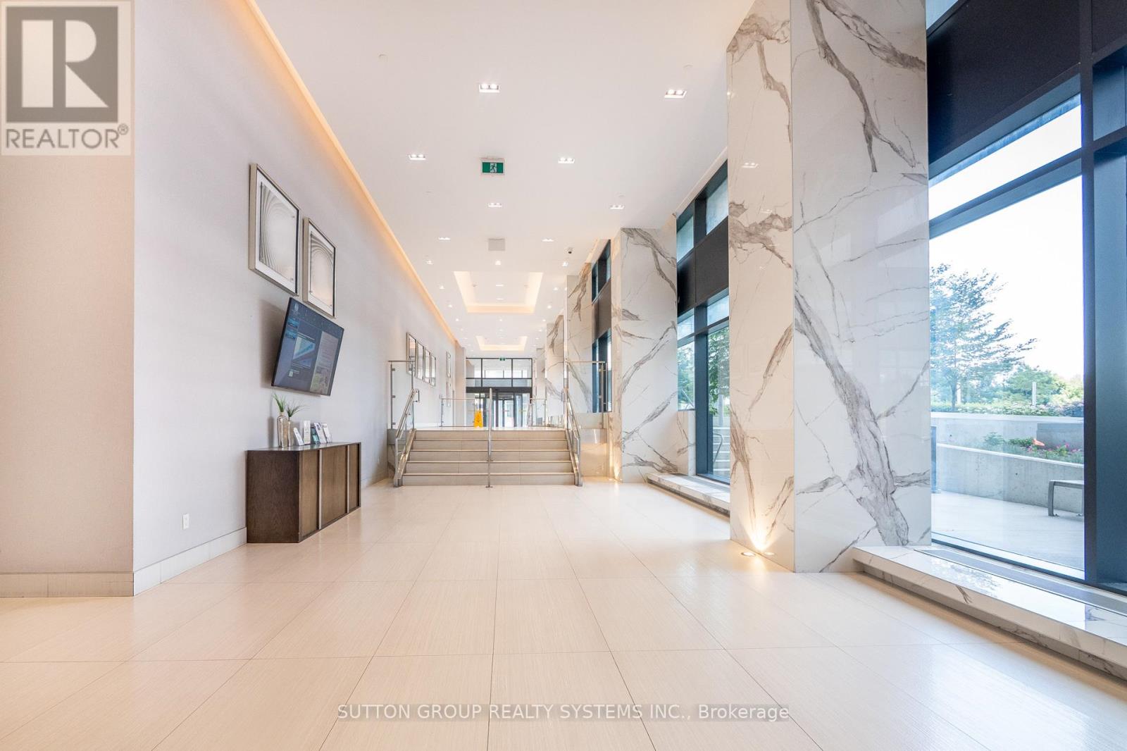 914 - 30 Shore Breeze Drive, Toronto, Ontario  M8V 0J1 - Photo 4 - W12387391