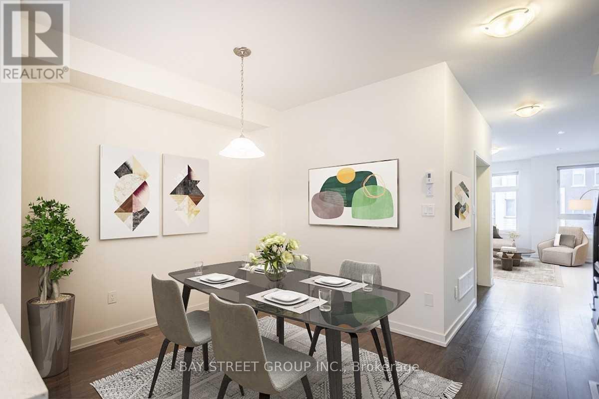 219 Huguenot Road, Oakville, Ontario  L6H 7C3 - Photo 7 - W12387396