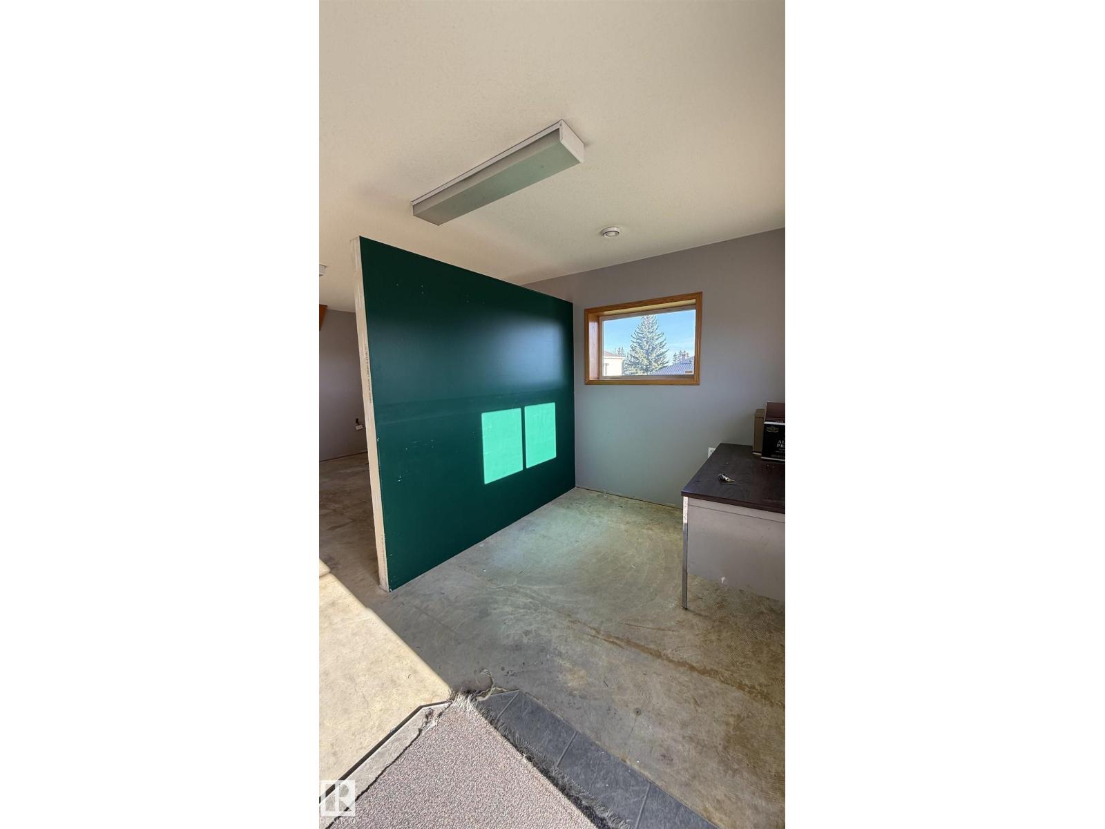 4939 49 St, Rocky Mountain House, Alberta  T4T 1C2 - Photo 4 - E4426470