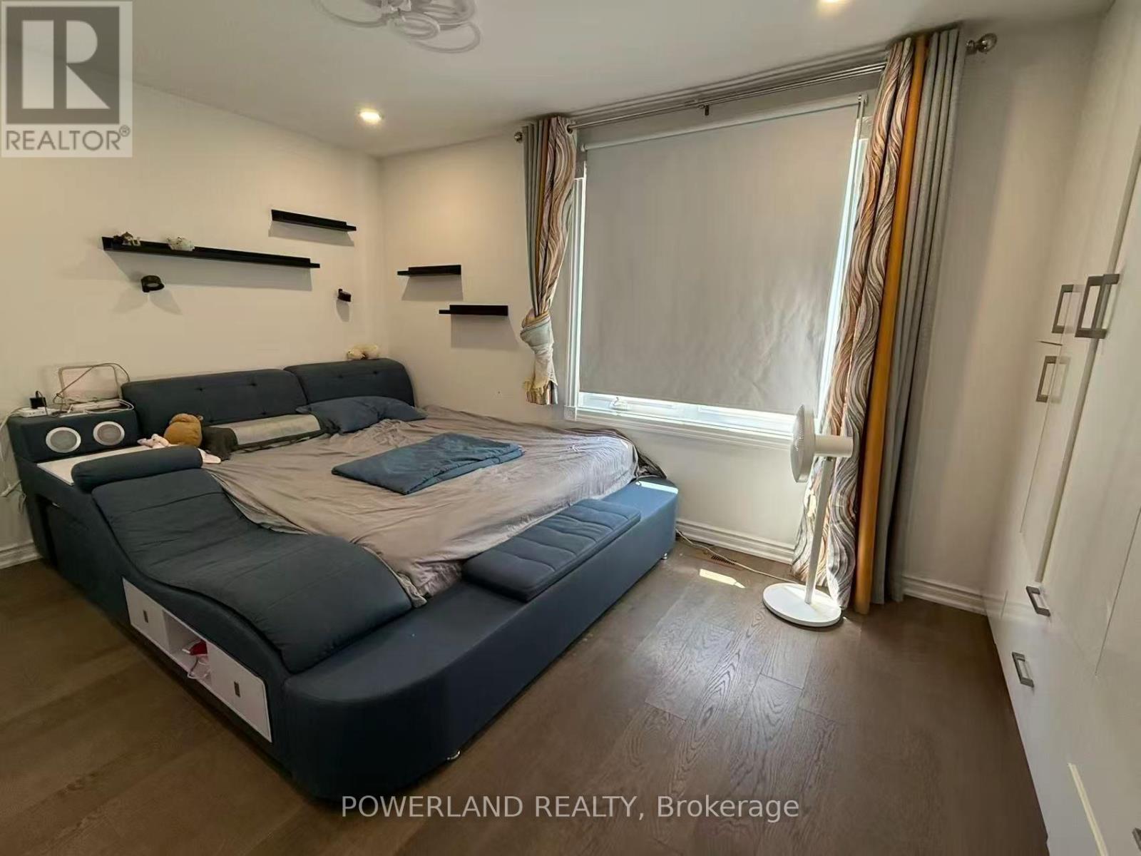 19 Tarbert Road, Toronto, Ontario  M2M 3S8 - Photo 10 - C12387427