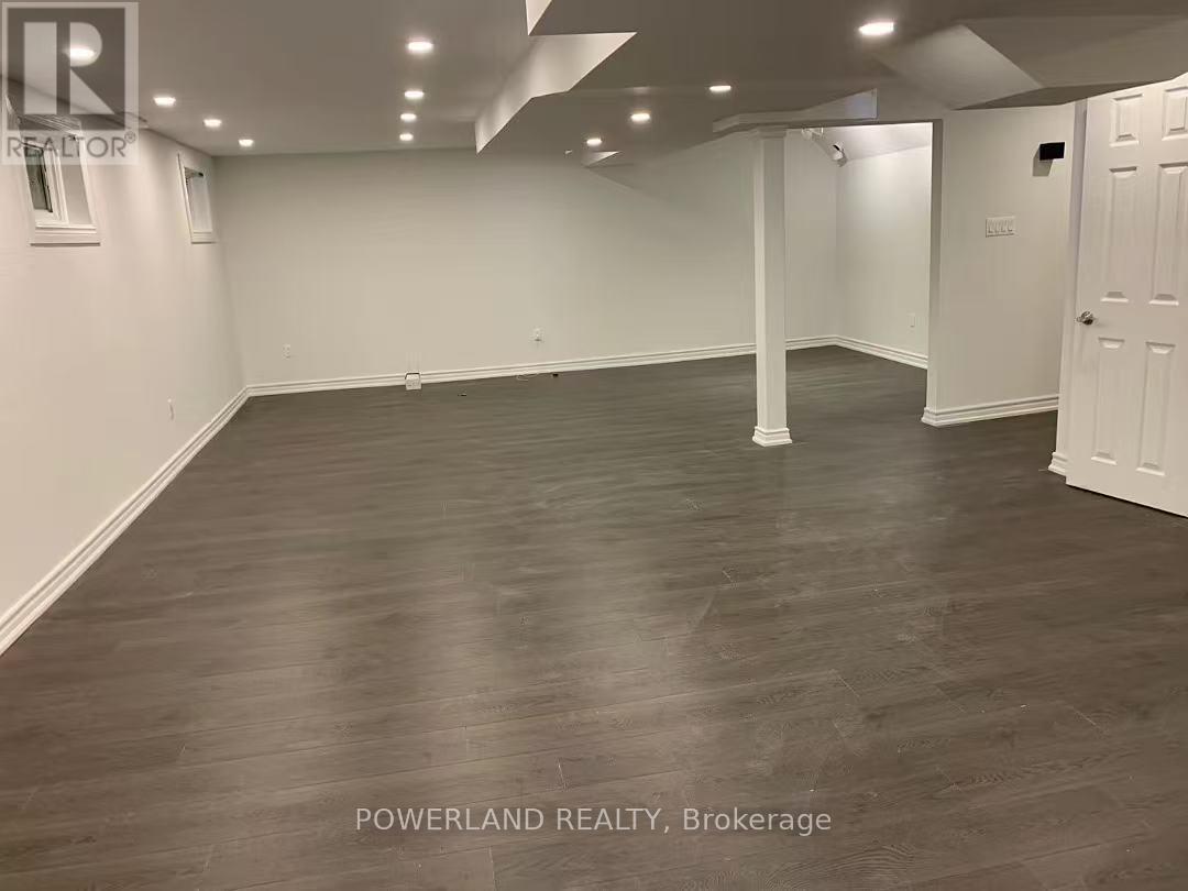 19 Tarbert Road, Toronto, Ontario  M2M 3S8 - Photo 12 - C12387427