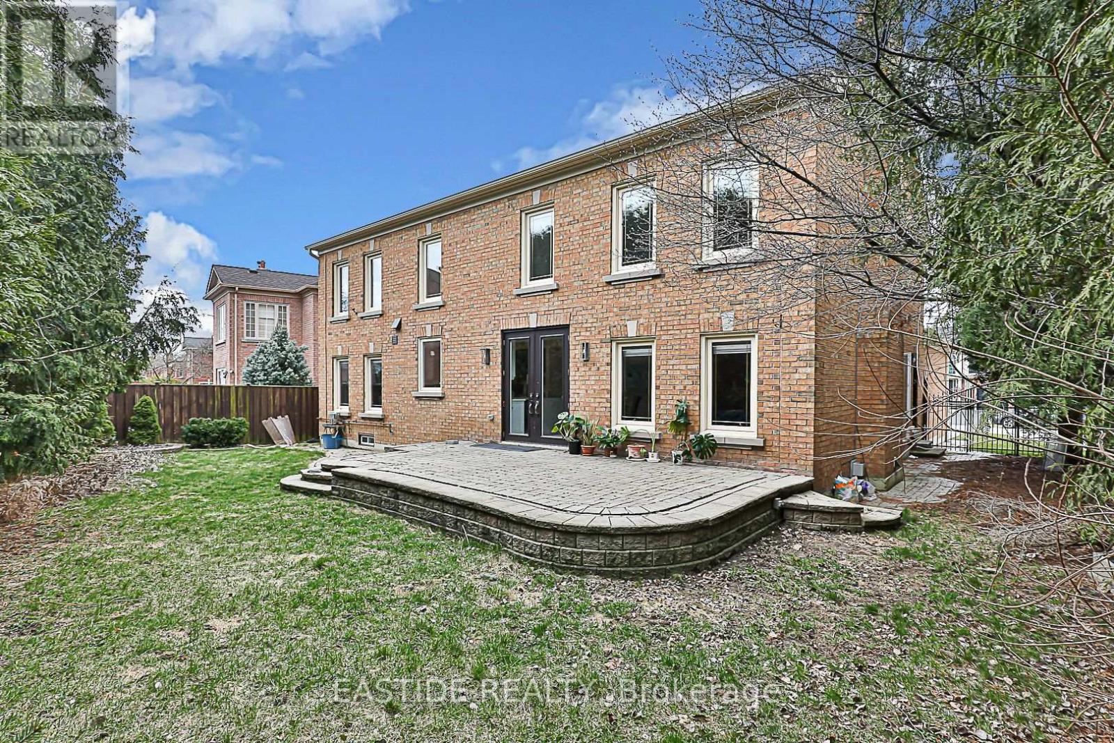 11 Gatcombe Circle, Richmond Hill (Mill Pond), Ontario  L4C 9P4 - Photo 50 - N12387429