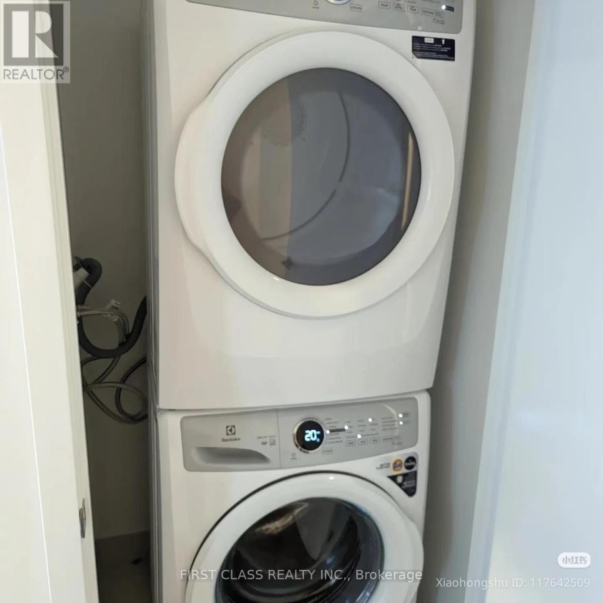 1705 - 7950 Bathurst Street, Vaughan, Ontario  L4J 0L4 - Photo 8 - N12387434