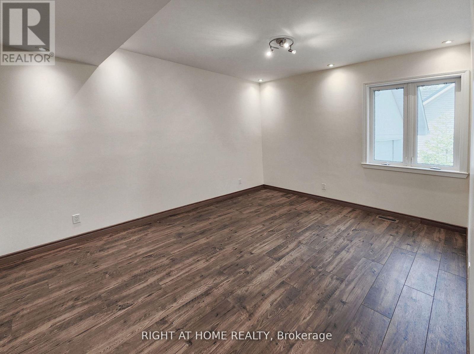 2384 Champlain Road, Tiny, Ontario  L9M 0C9 - Photo 10 - S12387419
