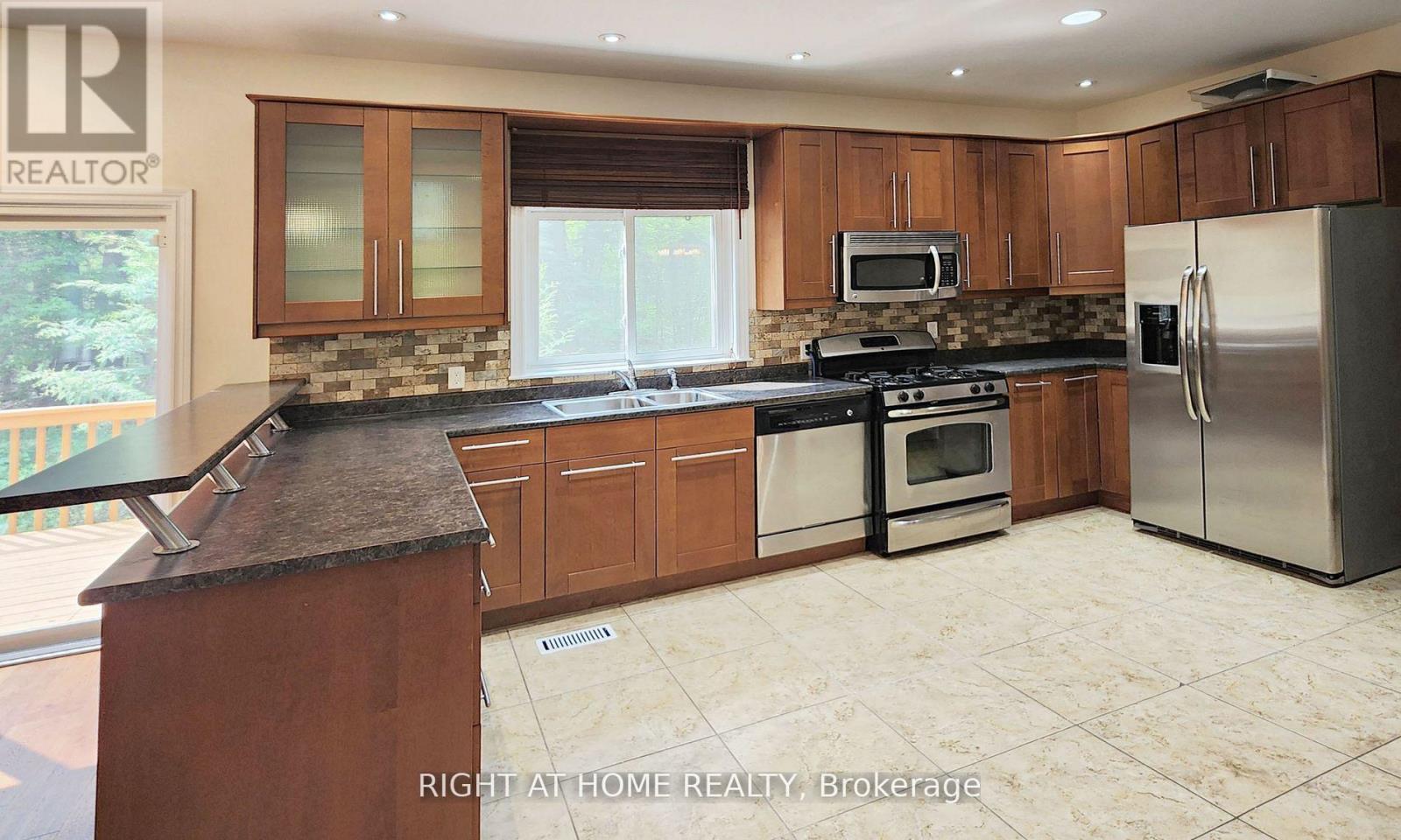 2384 Champlain Road, Tiny, Ontario  L9M 0C9 - Photo 5 - S12387419