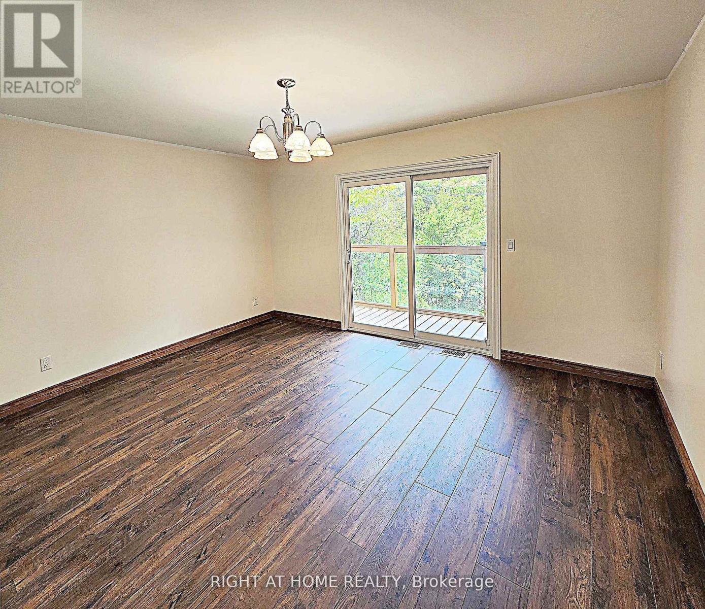 2384 Champlain Road, Tiny, Ontario  L9M 0C9 - Photo 9 - S12387419