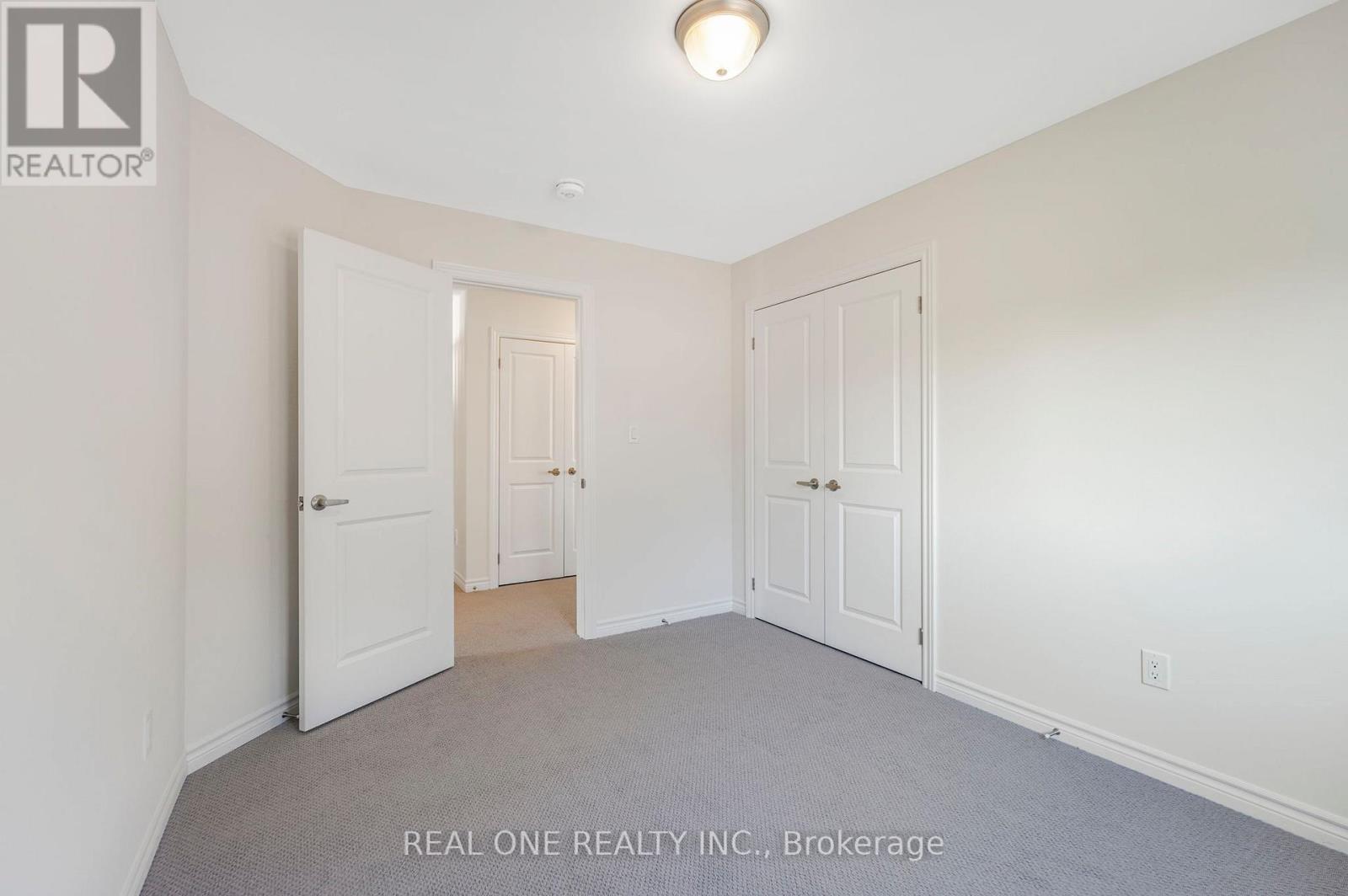 18 Oriole Crescent, Port Colborne (Main Street), Ontario  L3K 6E2 - Photo 39 - X12387423