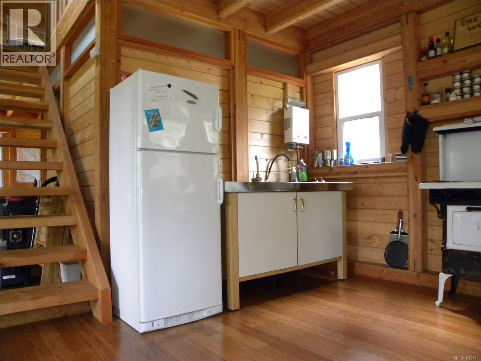 66 Spring Bay Rd, Lasqueti Island, British Columbia  V0R 2J0 - Photo 13 - 1013116