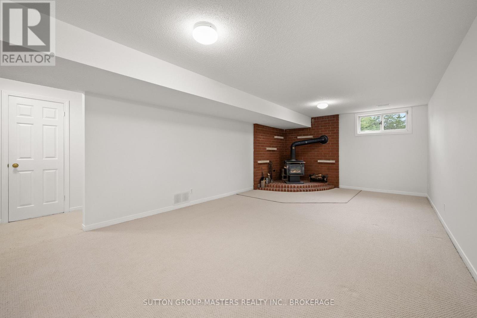 931 Powerline Road, Quinte West (Murray Ward), Ontario  K8V 5P7 - Photo 35 - X12387489
