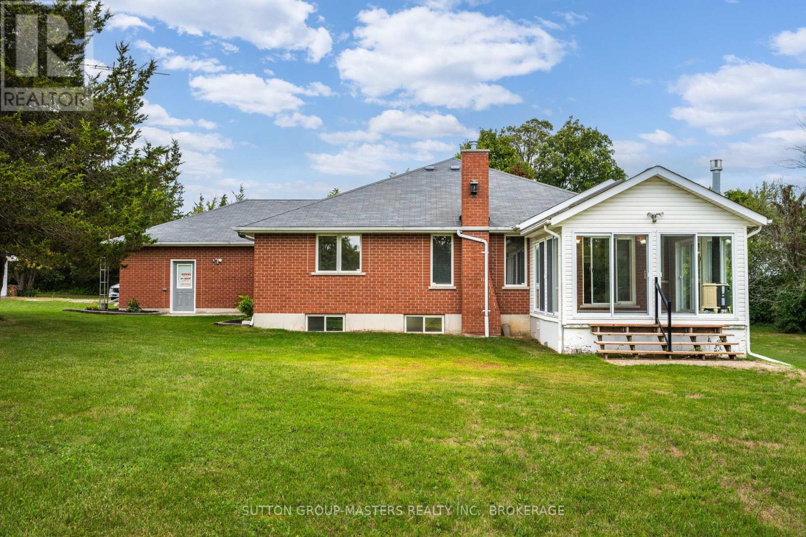 931 Powerline Road, Quinte West (Murray Ward), Ontario  K8V 5P7 - Photo 9 - X12387489