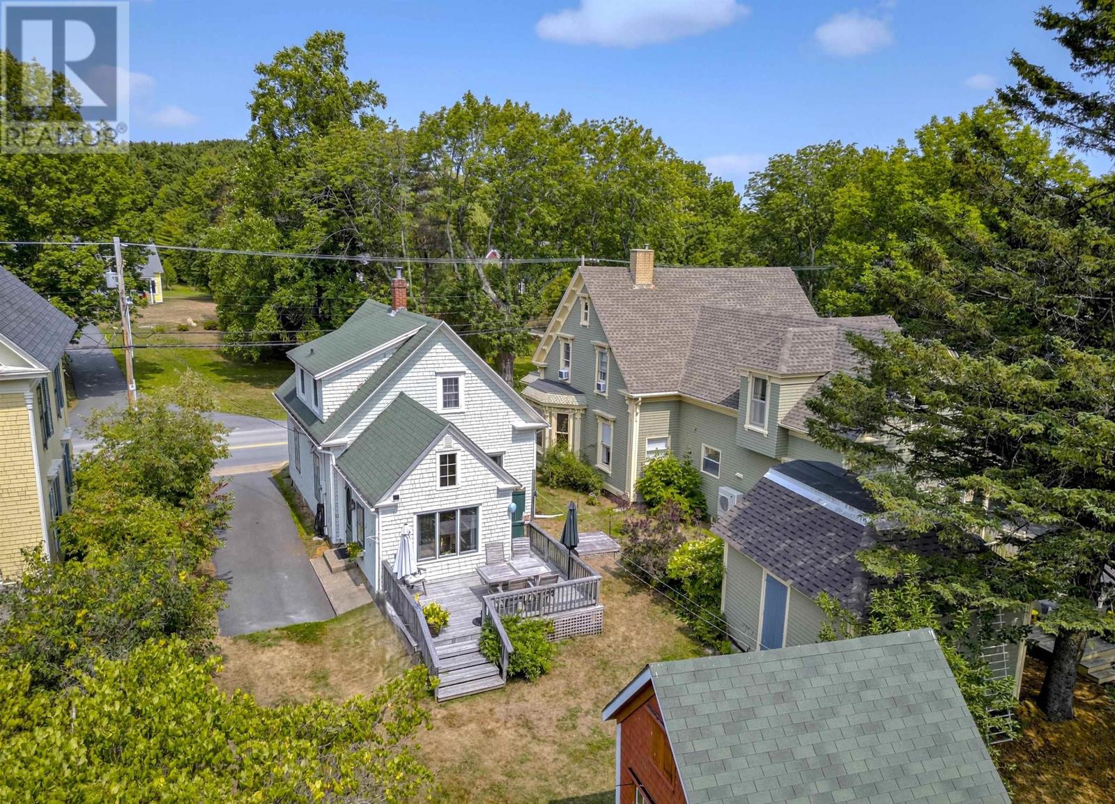 Property at 426 Main Street image 4