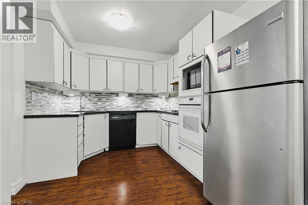 310 Southill Drive, Kitchener, Ontario  N2A 2R1 - Photo 7 - 40766588