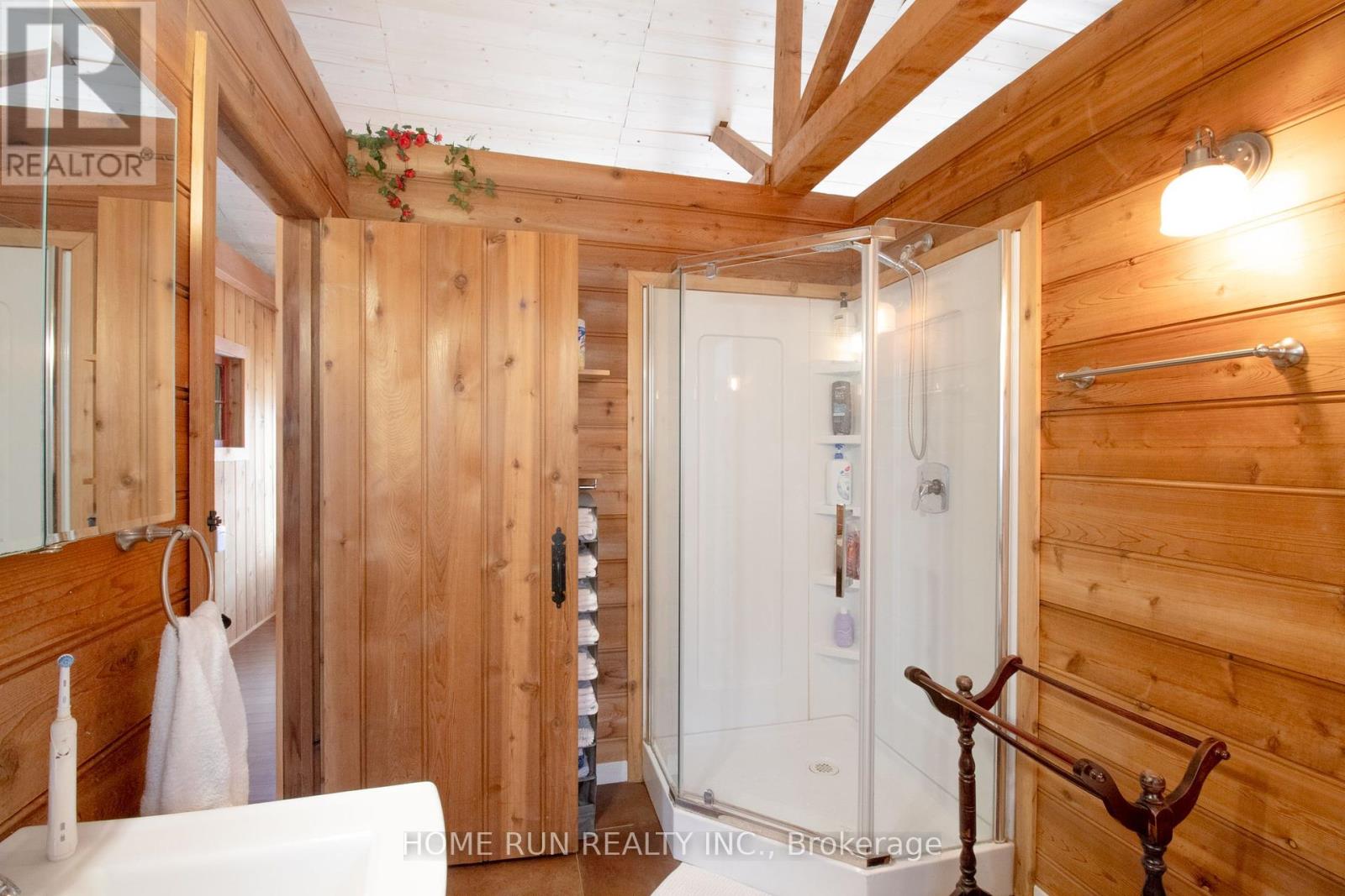 2335 Calabogie Road, Greater Madawaska, Ontario  K0J 1G0 - Photo 12 - X12387353