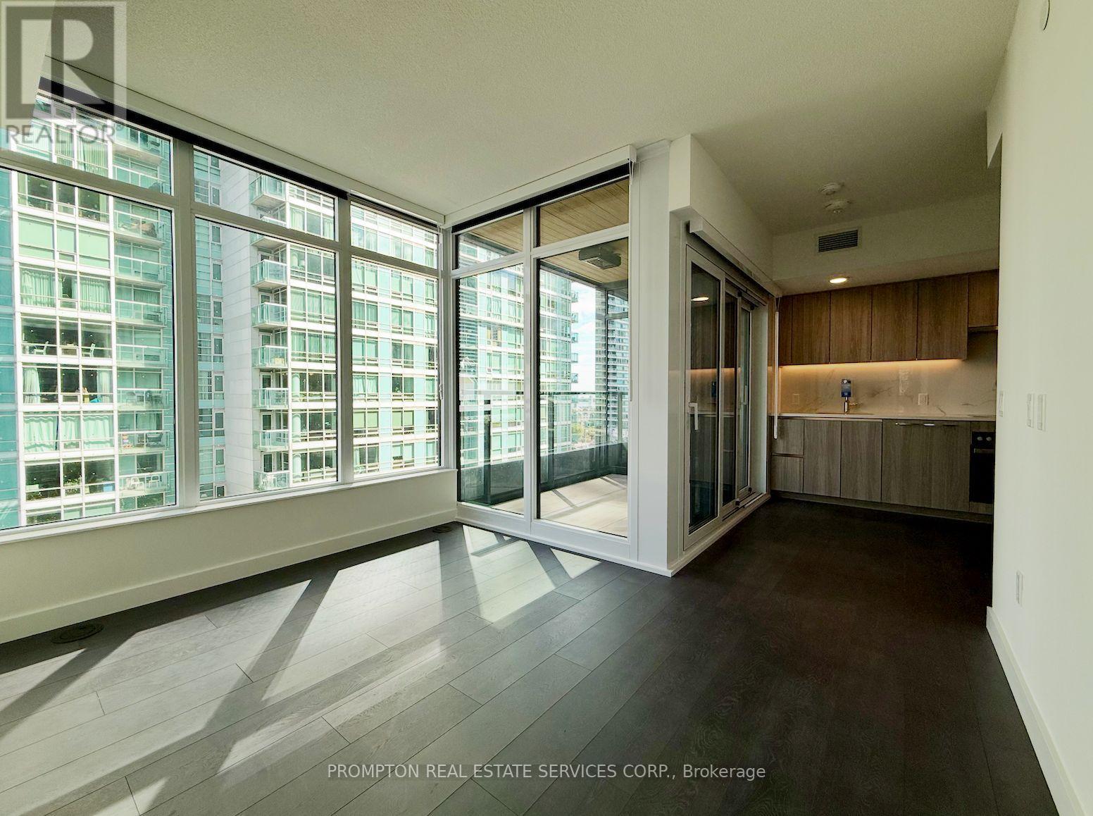 503 - 1 Concord Cityplace Way, Toronto, Ontario  M5V 0X3 - Photo 5 - C12387348
