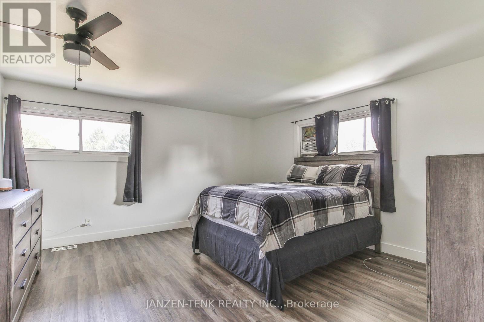13 Norfolk County Road 21 Street, Norfolk, Ontario  N0E 1G0 - Photo 22 - X12387477