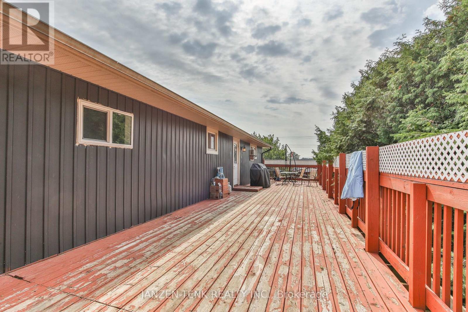 13 Norfolk County Road 21 Street, Norfolk, Ontario  N0E 1G0 - Photo 30 - X12387477