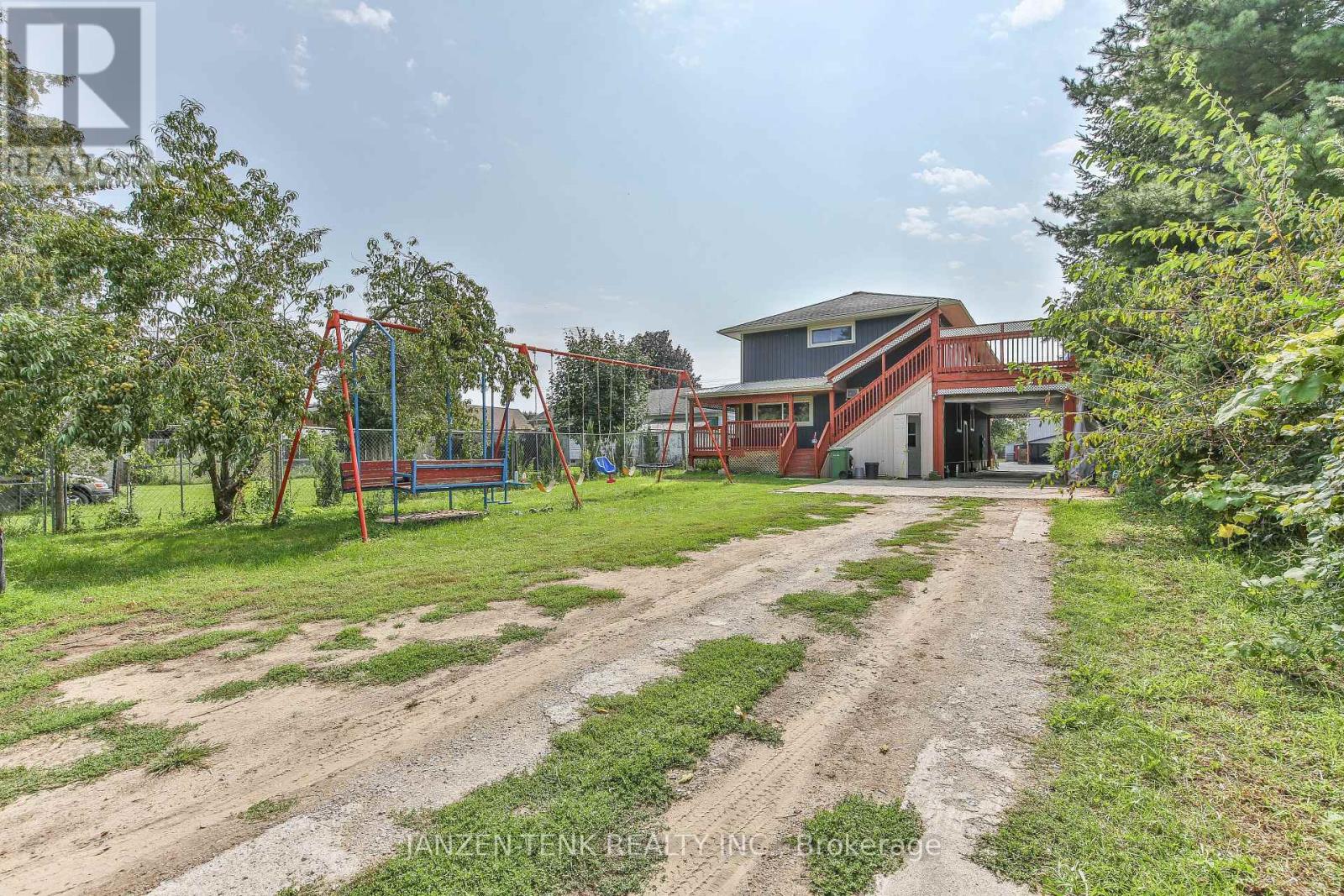 13 Norfolk County Road 21 Street, Norfolk, Ontario  N0E 1G0 - Photo 37 - X12387477