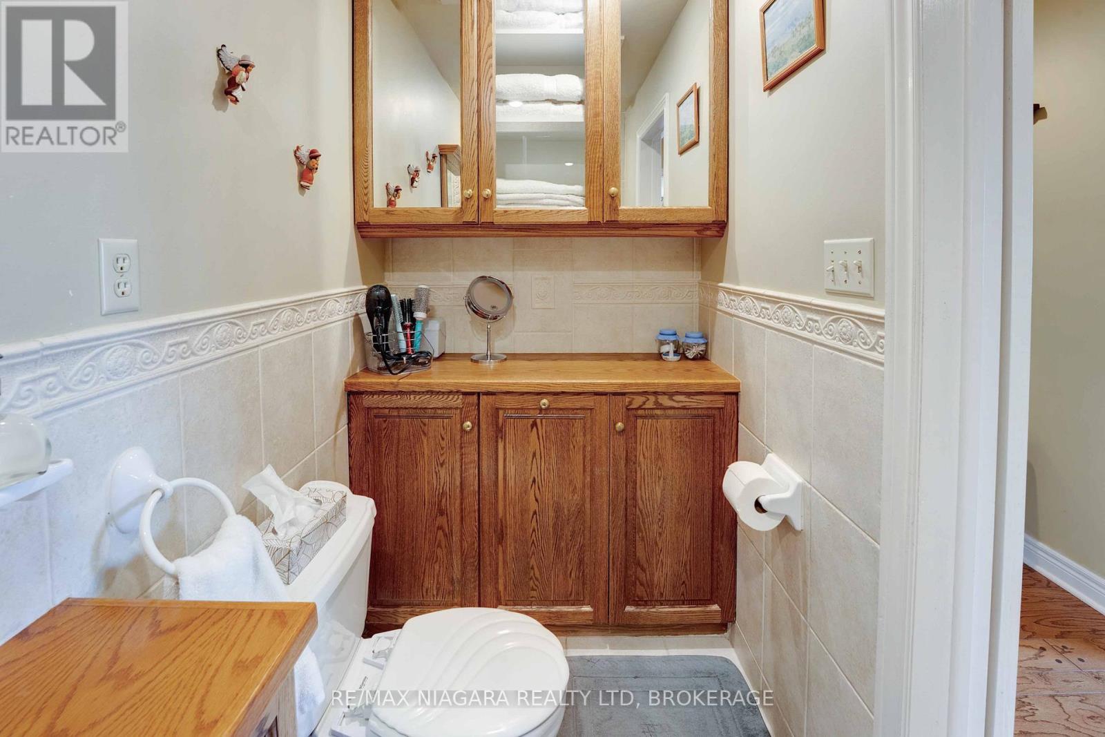7909 Sarah Street, Niagara Falls, Ontario  L2G 6T6 - Photo 23 - X12387447