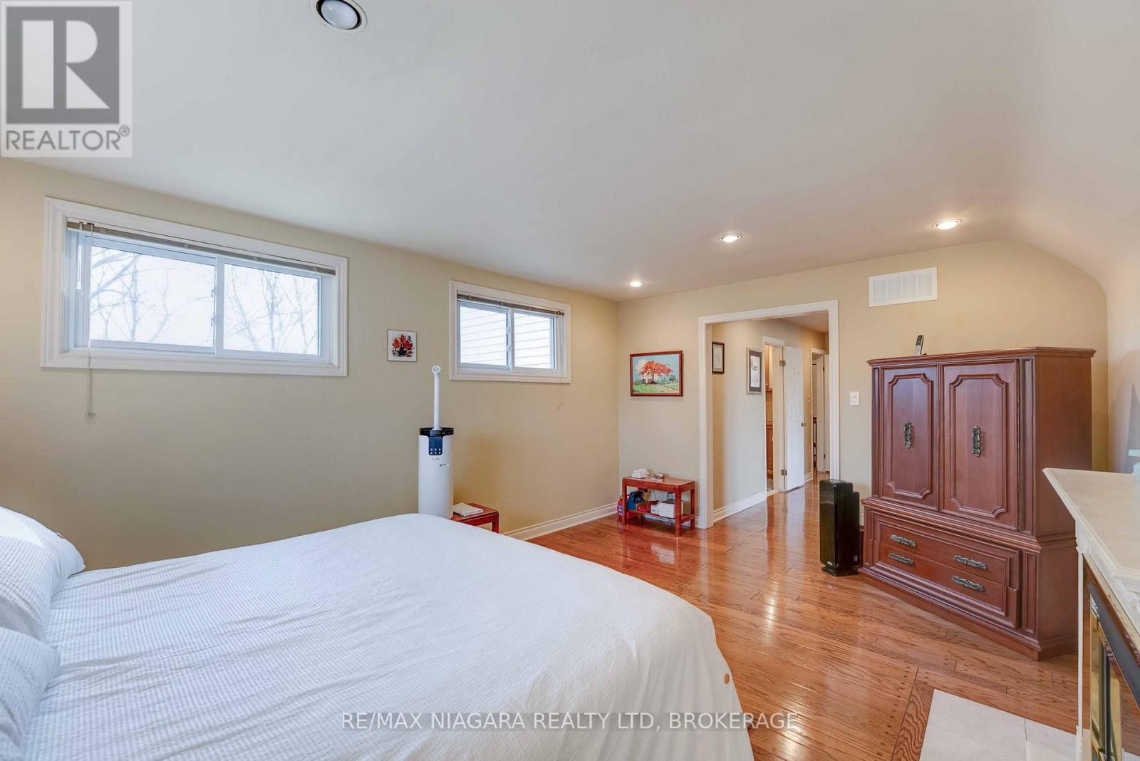 7909 Sarah Street, Niagara Falls, Ontario  L2G 6T6 - Photo 30 - X12387447