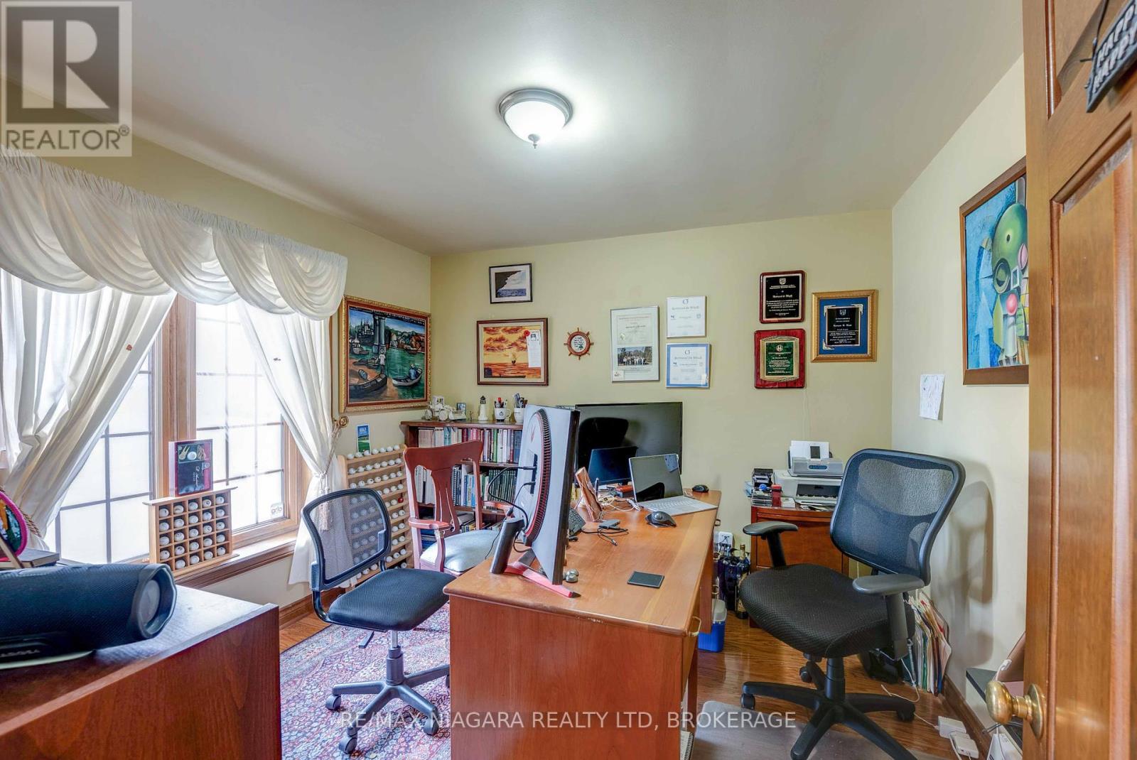 7909 Sarah Street, Niagara Falls, Ontario  L2G 6T6 - Photo 6 - X12387447