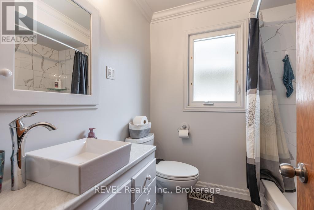 266 Linwell Road, St. Catharines, Ontario  L2N 1S5 - Photo 15 - X12387493