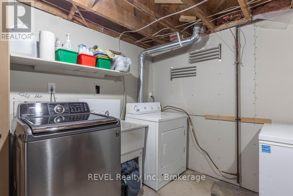 266 Linwell Road, St. Catharines, Ontario  L2N 1S5 - Photo 22 - X12387493