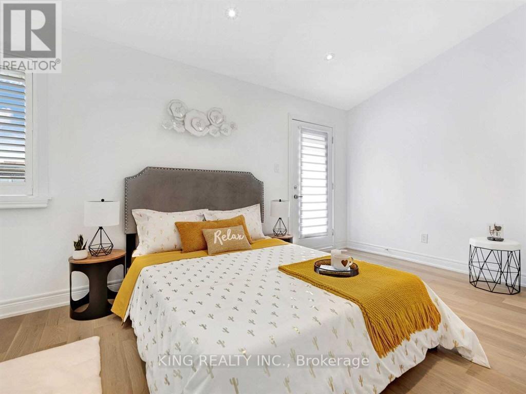 118 Tisdale Avenue, Toronto, Ontario  M4A 1Y7 - Photo 11 - C12387442