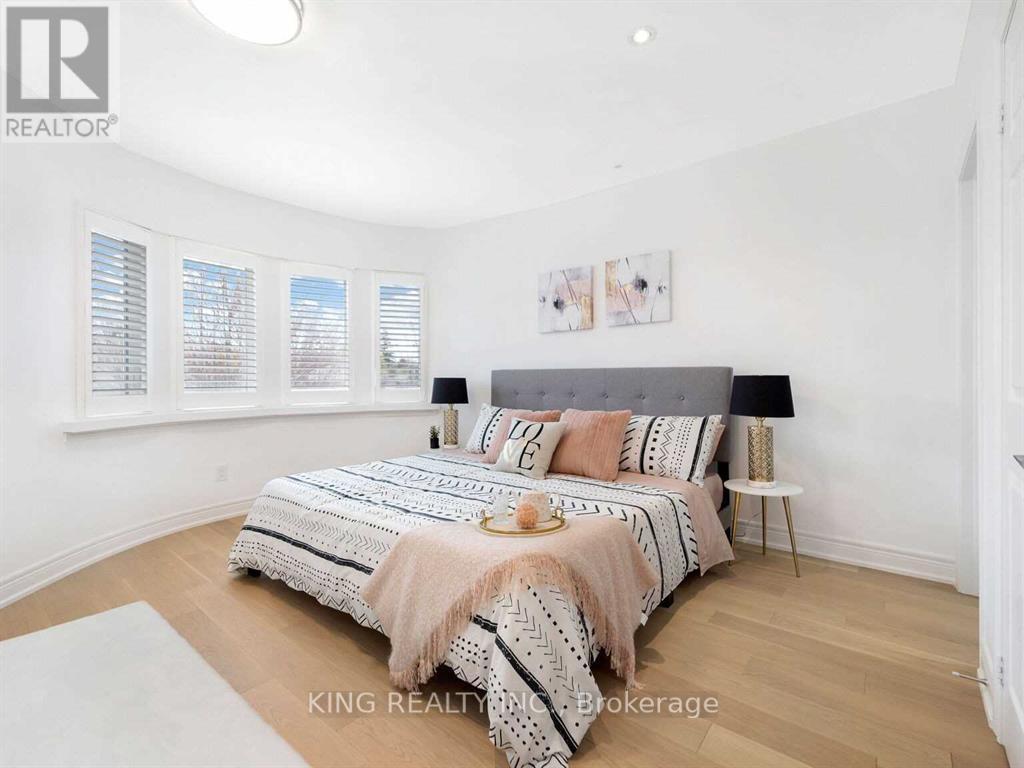 118 Tisdale Avenue, Toronto, Ontario  M4A 1Y7 - Photo 17 - C12387442