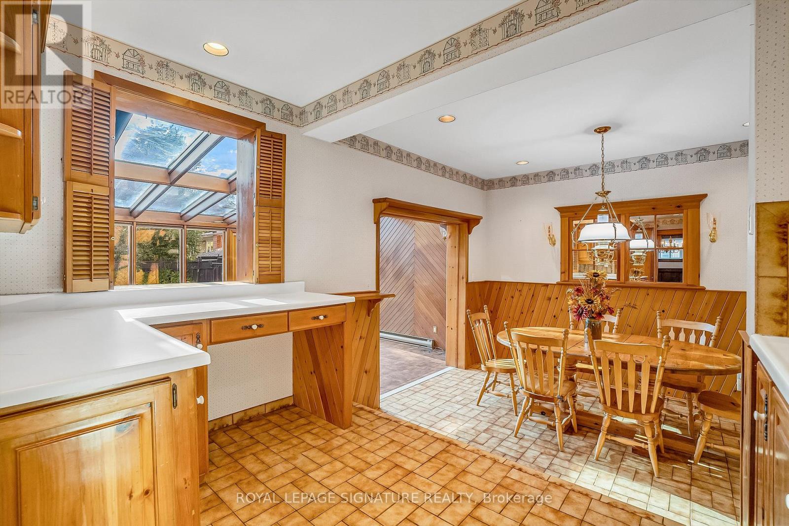 6 Crossburn Drive, Toronto, Ontario  M3B 2Z2 - Photo 15 - C12387490