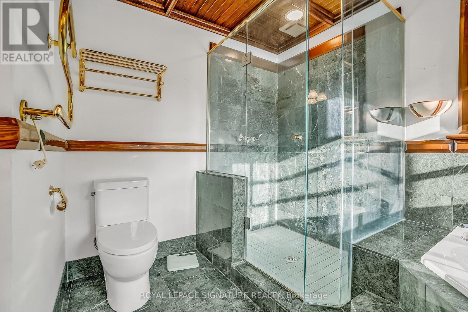 6 Crossburn Drive, Toronto, Ontario  M3B 2Z2 - Photo 32 - C12387490
