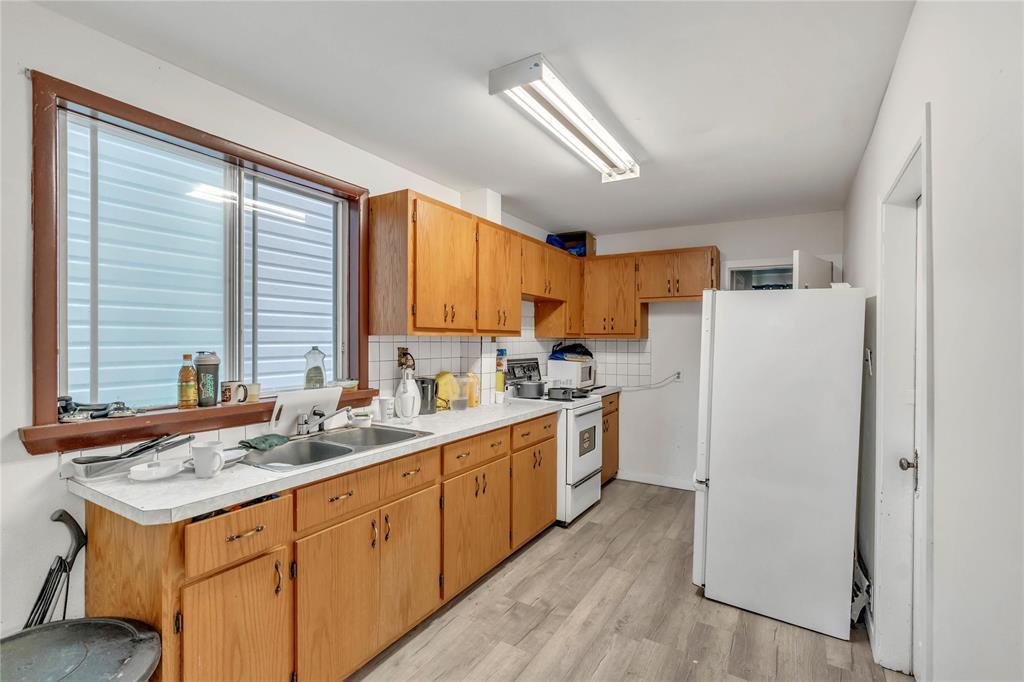 613 Bannatyne Avenue, Winnipeg, Manitoba  R3A 0G9 - Photo 3 - 202522319
