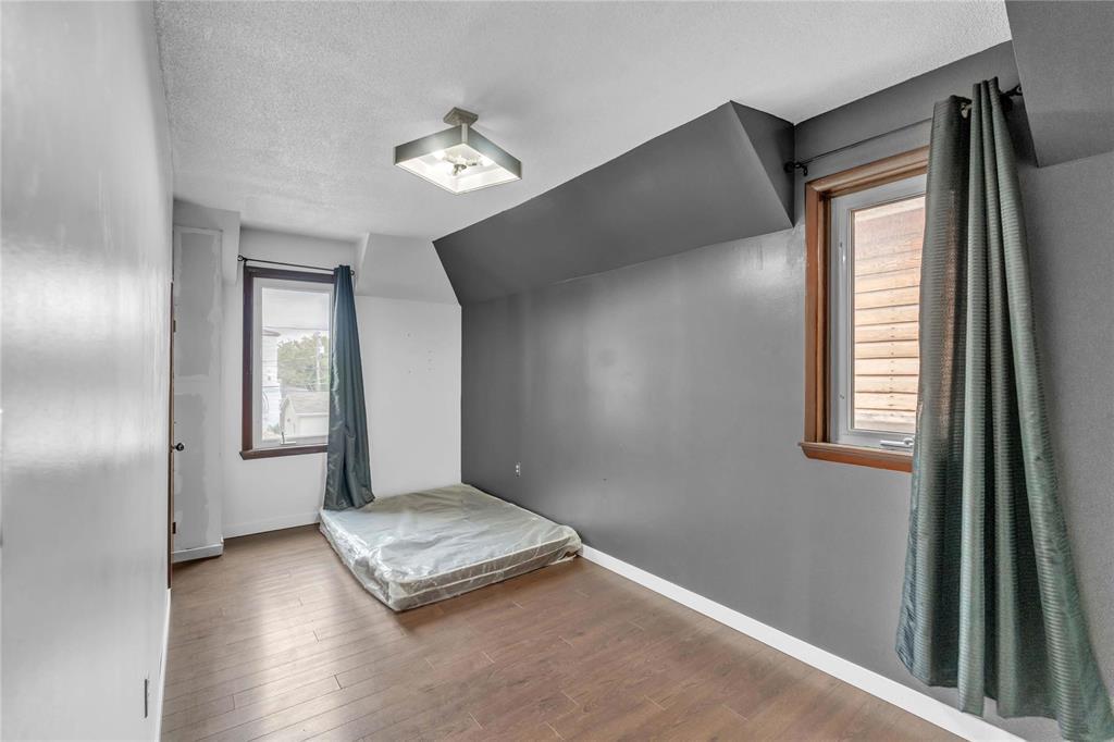 613 Bannatyne Avenue, Winnipeg, Manitoba  R3A 0G9 - Photo 6 - 202522319