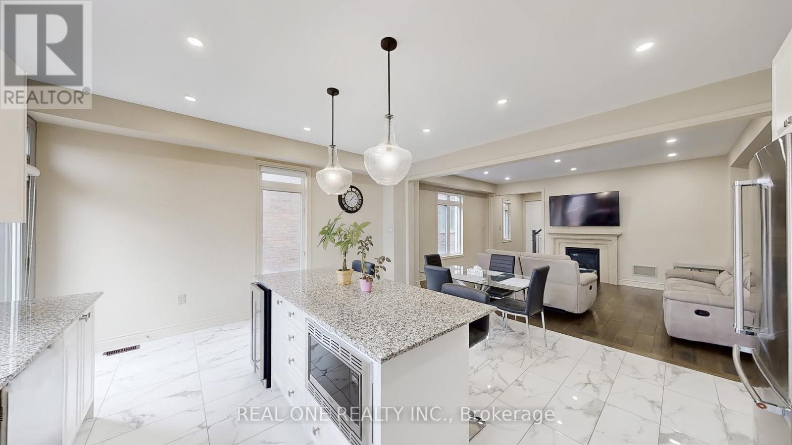 193 Cranbrook Crescent, Vaughan, Ontario  L4H 4L1 - Photo 16 - N12387444