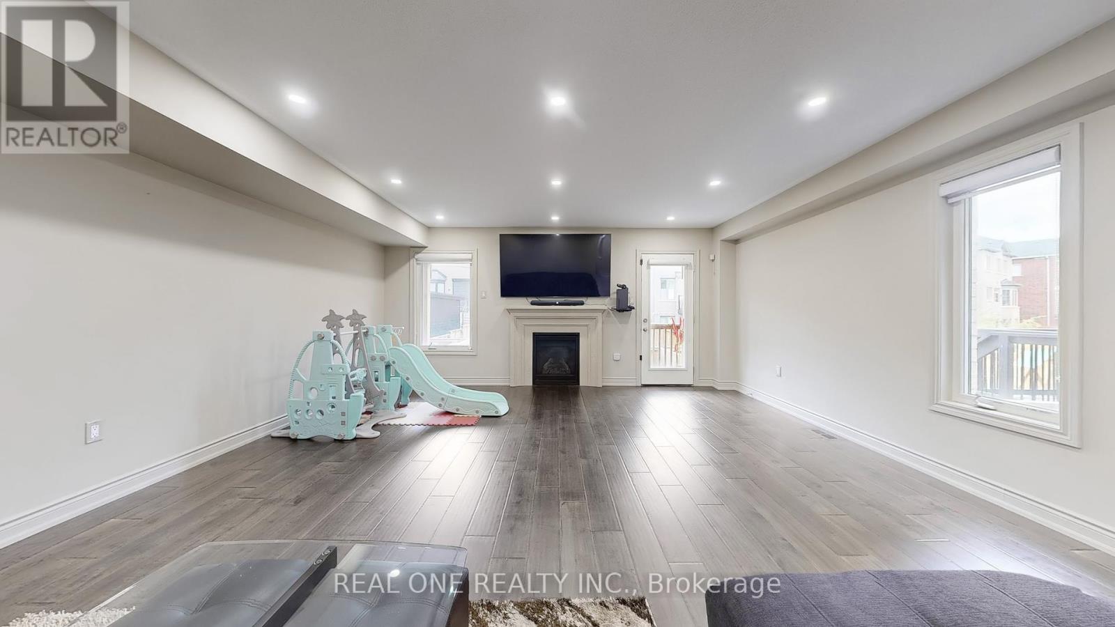 193 Cranbrook Crescent, Vaughan, Ontario  L4H 4L1 - Photo 21 - N12387444