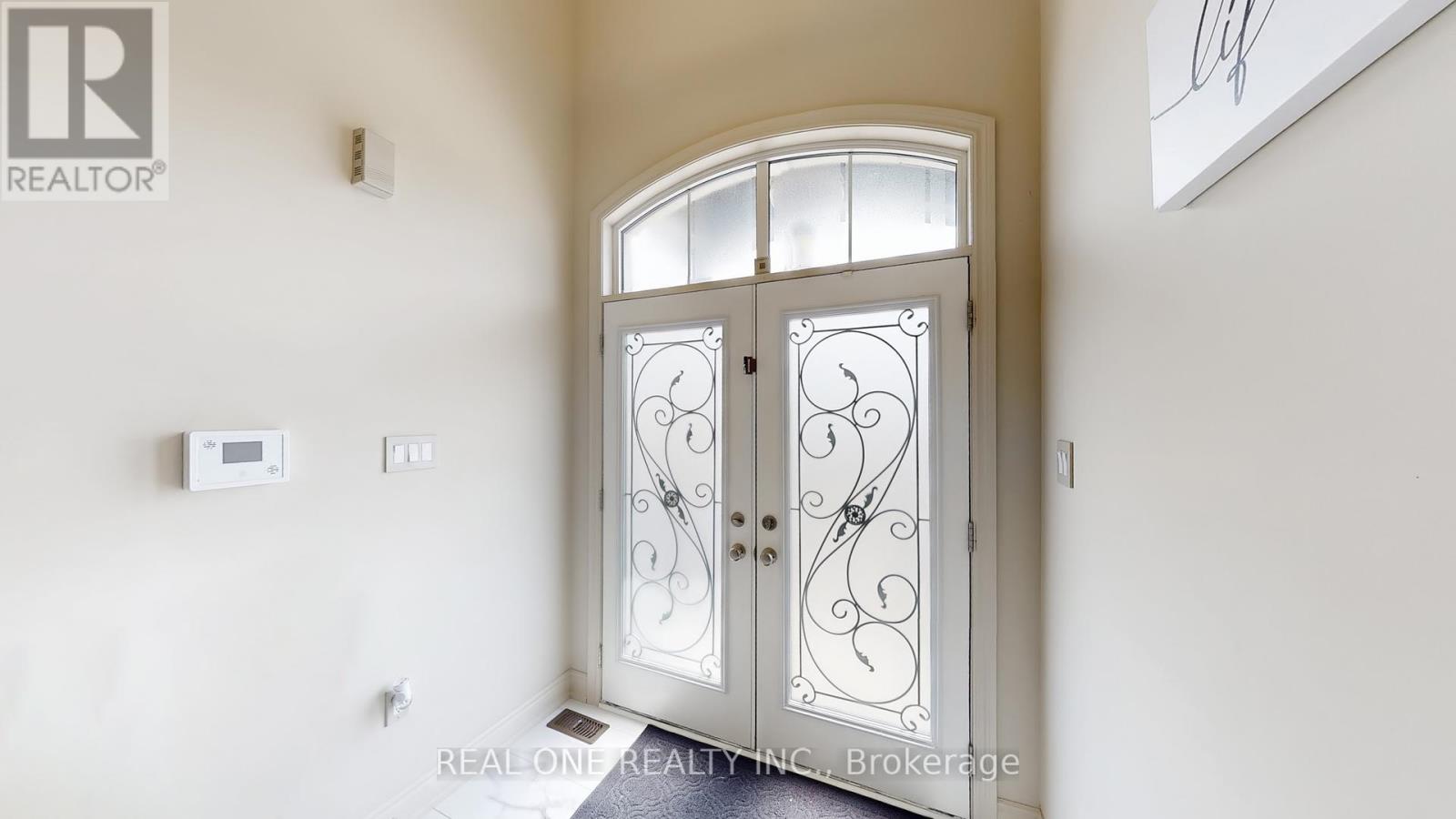 193 Cranbrook Crescent, Vaughan, Ontario  L4H 4L1 - Photo 4 - N12387444