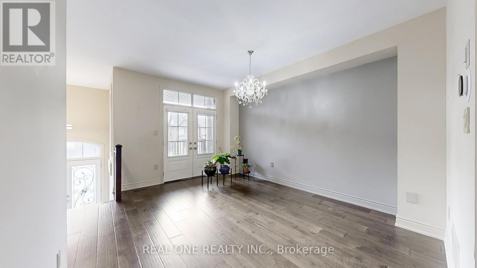 193 Cranbrook Crescent, Vaughan, Ontario  L4H 4L1 - Photo 6 - N12387444