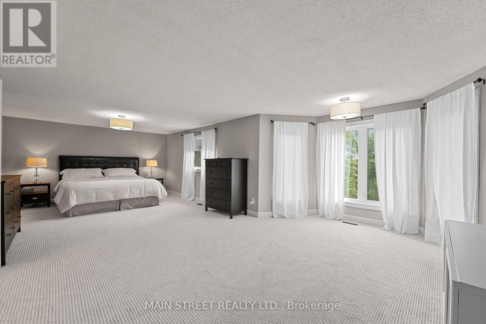 255 Glenway Circle, Newmarket, Ontario  L3Y 7S6 - Photo 20 - N12387468