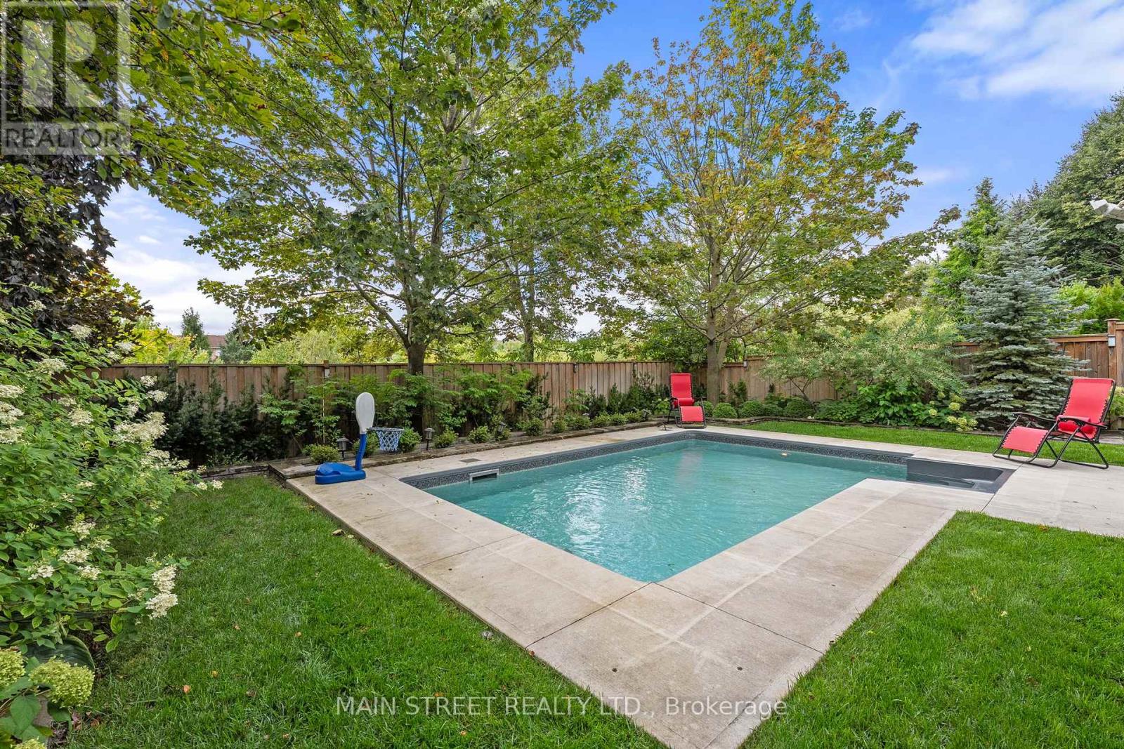 255 Glenway Circle, Newmarket, Ontario  L3Y 7S6 - Photo 27 - N12387468