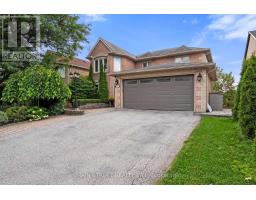 255 GLENWAY CIRCLE, Newmarket, Ontario